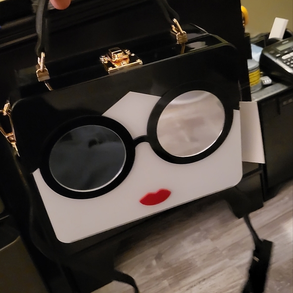 Fashion sling , crossbody or shoulder bag - Picture 14 of 16